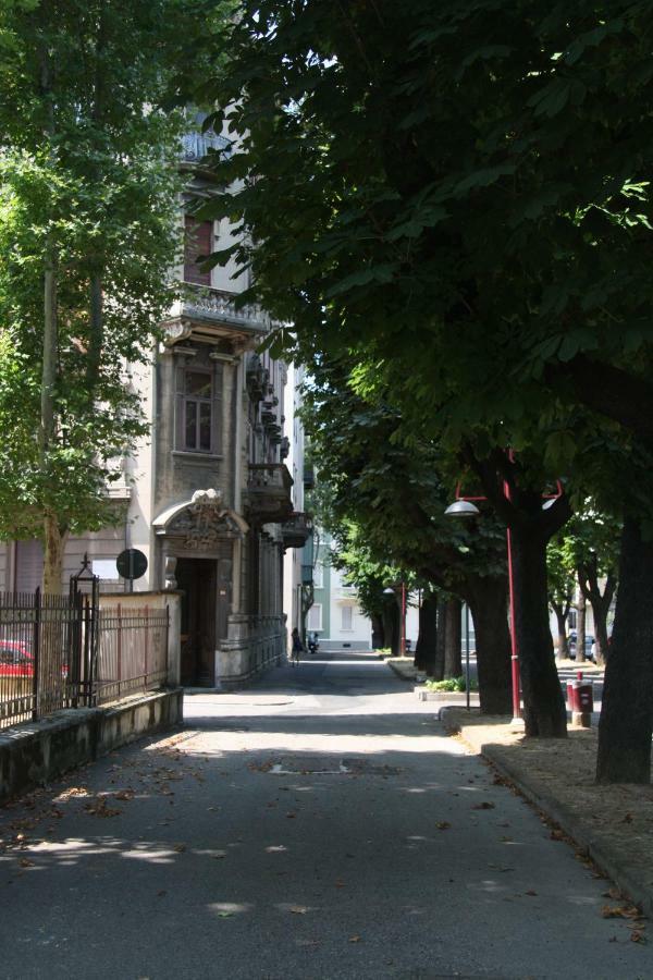 Ferienwohnung Davide & Mary Friendly House Novara Exterior foto