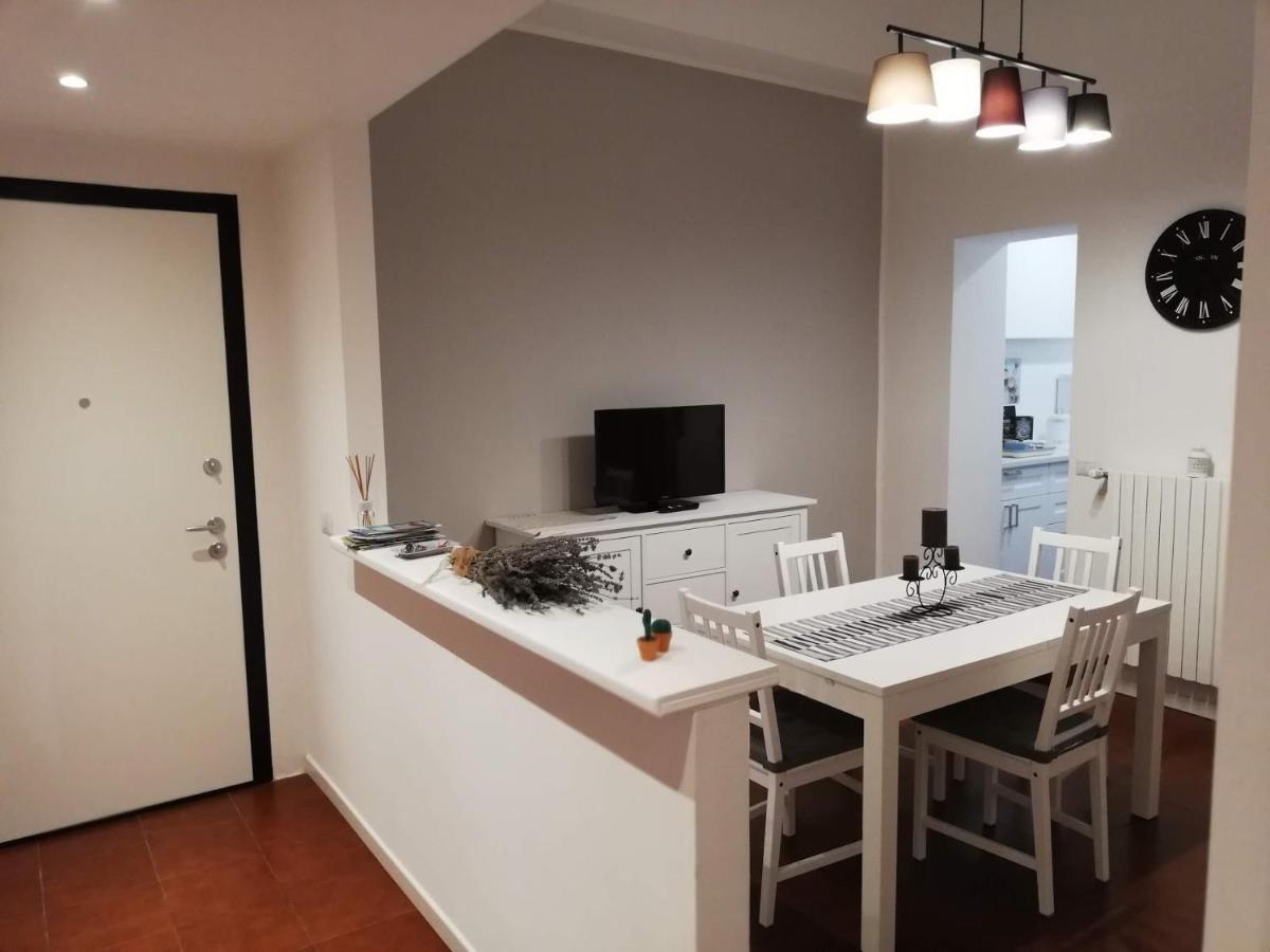 Ferienwohnung Davide & Mary Friendly House Novara Exterior foto